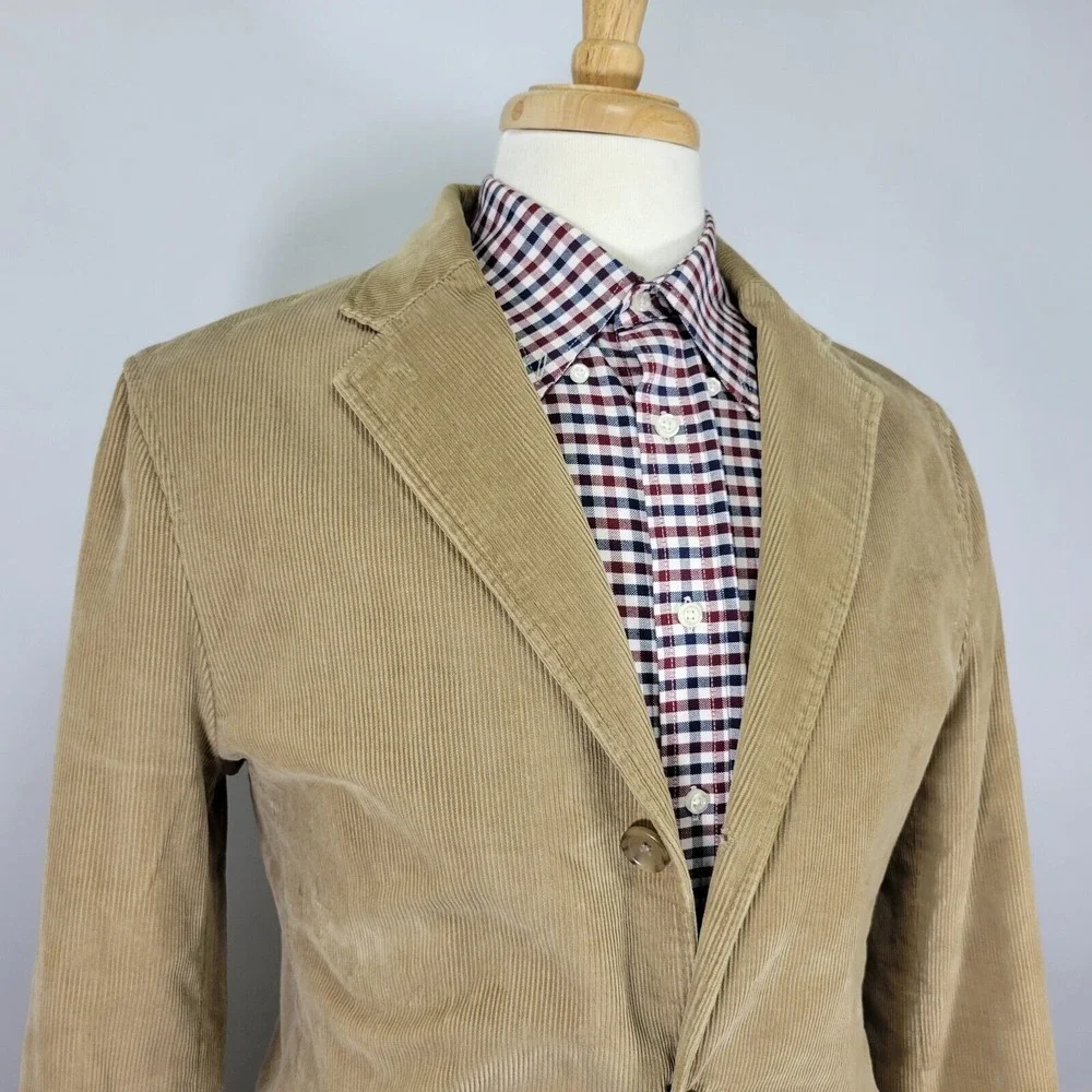 VTG Banana Republic Men's Sport Coat Blazer‎ Three Button Brown Corduroy Medium